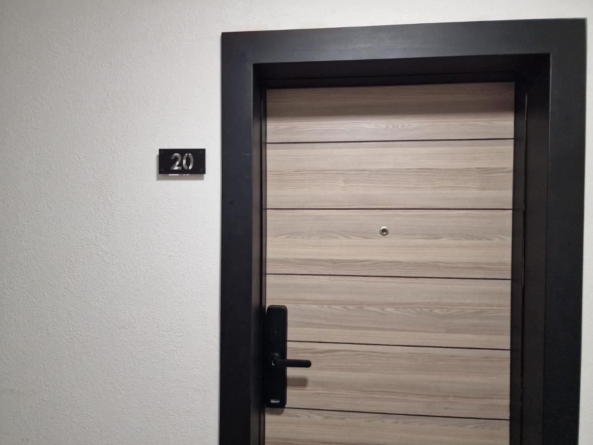Livia Apartment Navodari Bagian luar foto