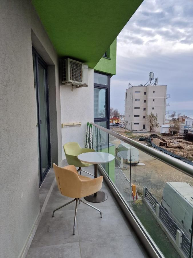 Livia Apartment Navodari Bagian luar foto